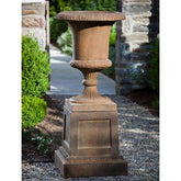 Photo of Campania Williamsburg Jefferson Planter - Exclusively Campania